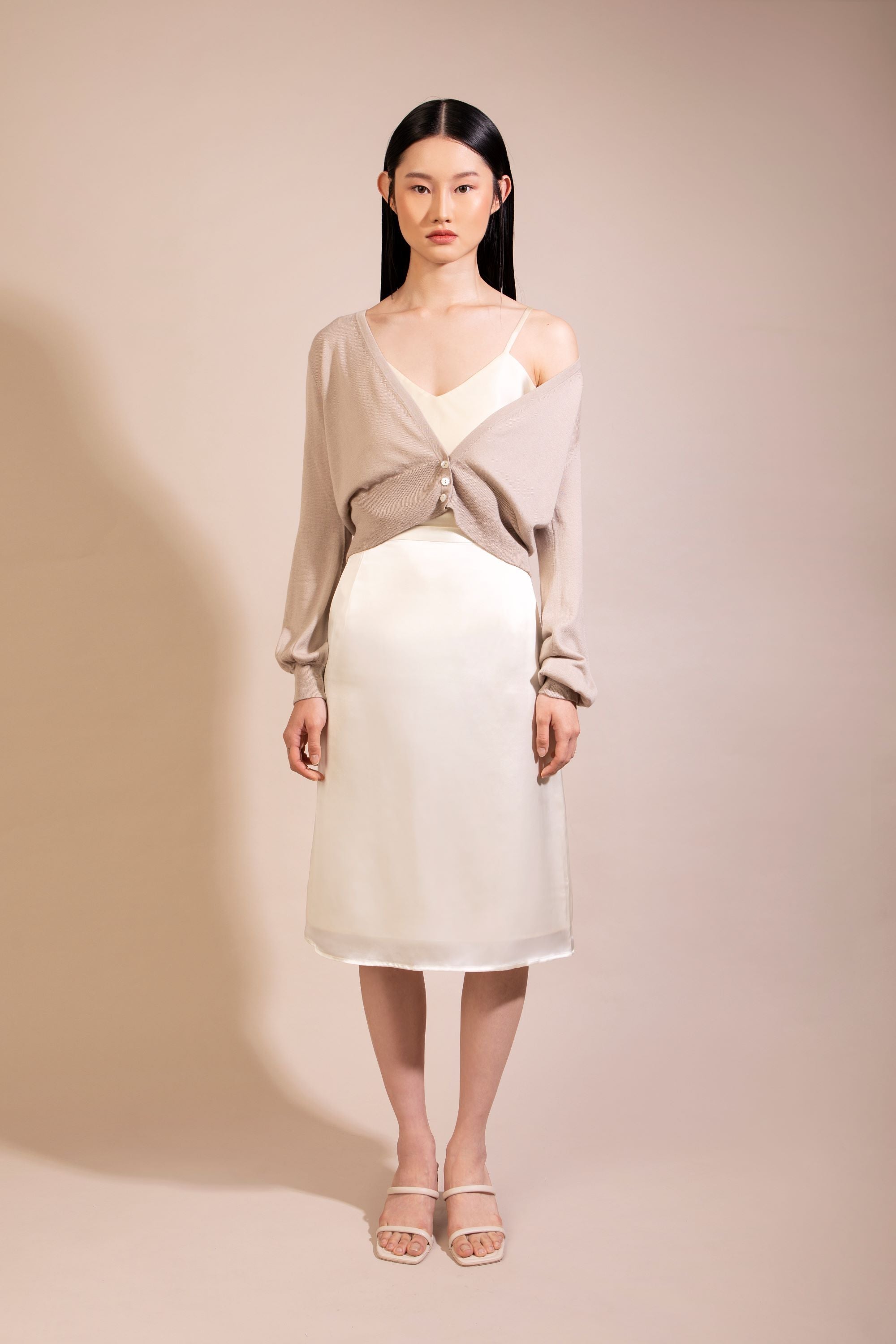 Superfine Cashmere Crop Cardigan, Light Beige