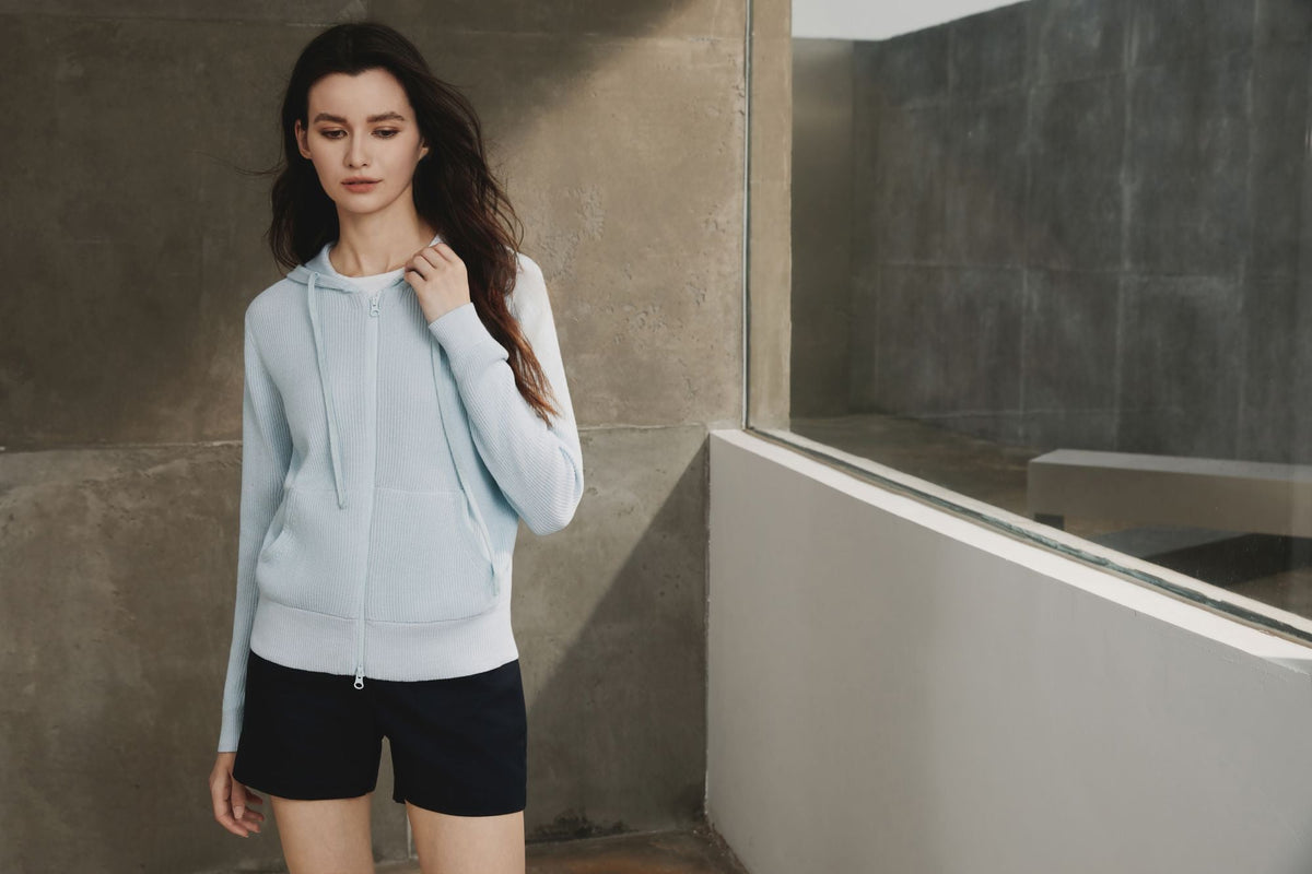 Women's Sweatshirts & Hoodies