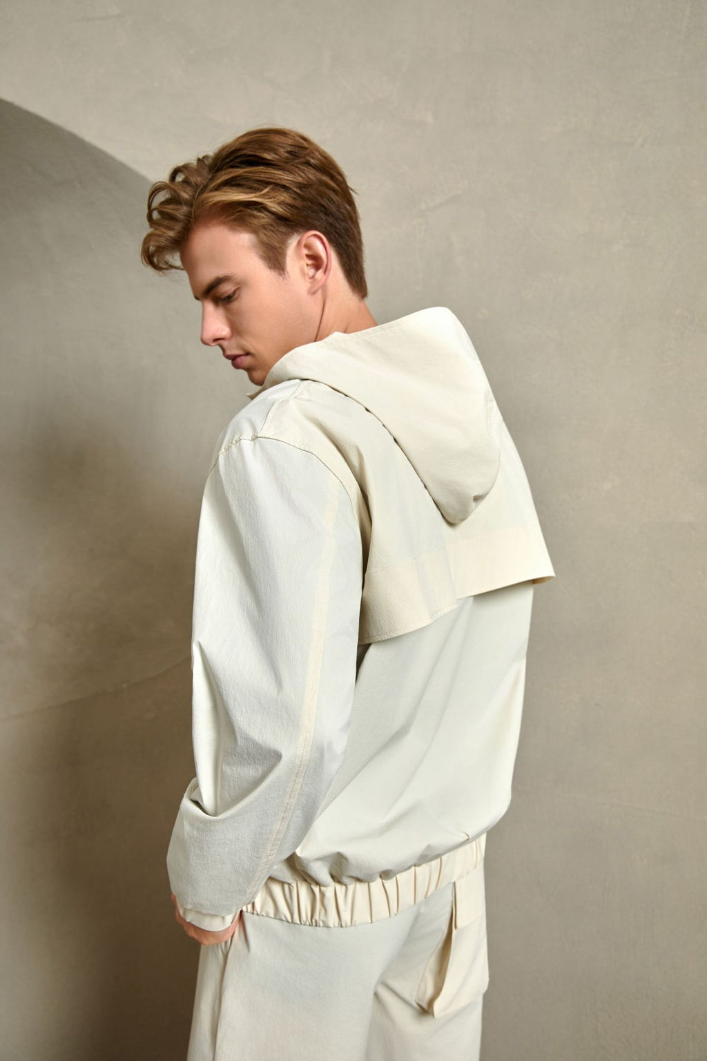 Quick Dry Hooded Windbreaker