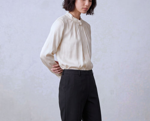 Silk Round Gather Collar Shirt