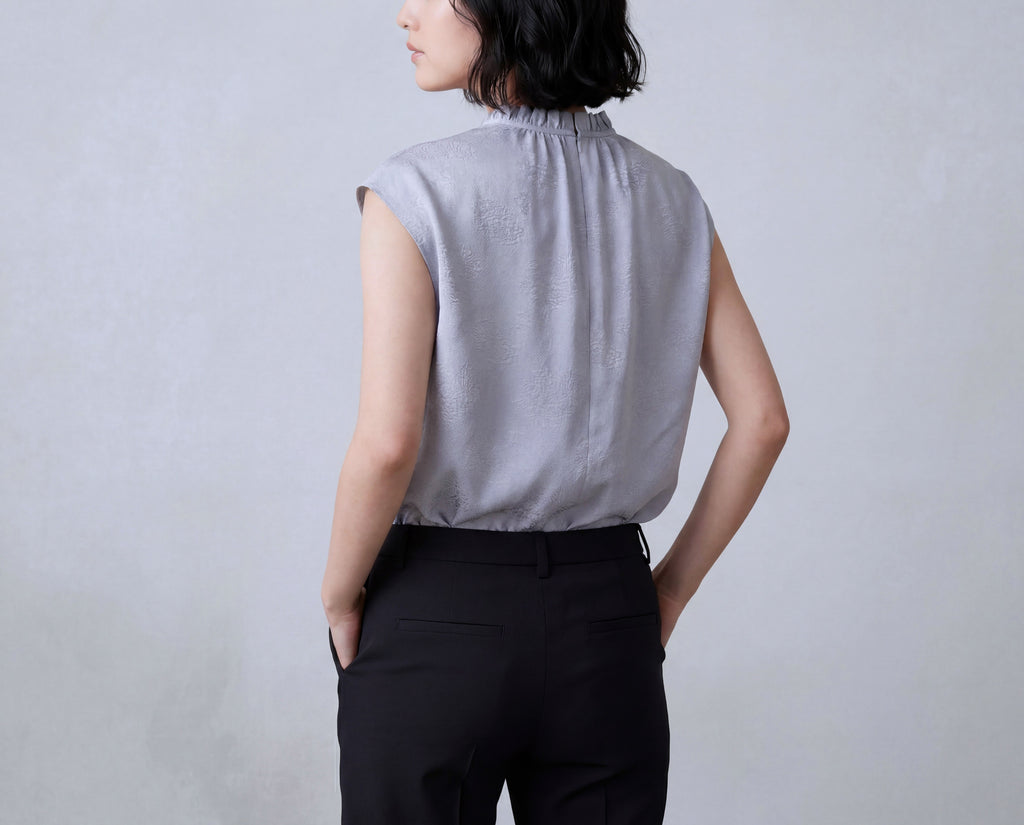 Pure Silk Gather Collar Round Neck Vest